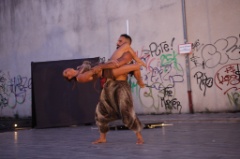 Full Art Acrobatique 2 * 5616 x 3744 * (11.06MB)